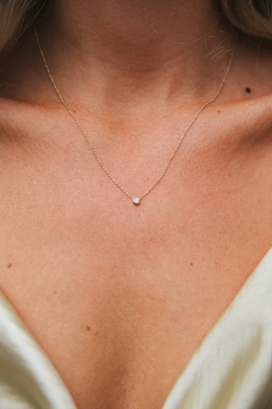 Seda - Solo diamond necklace